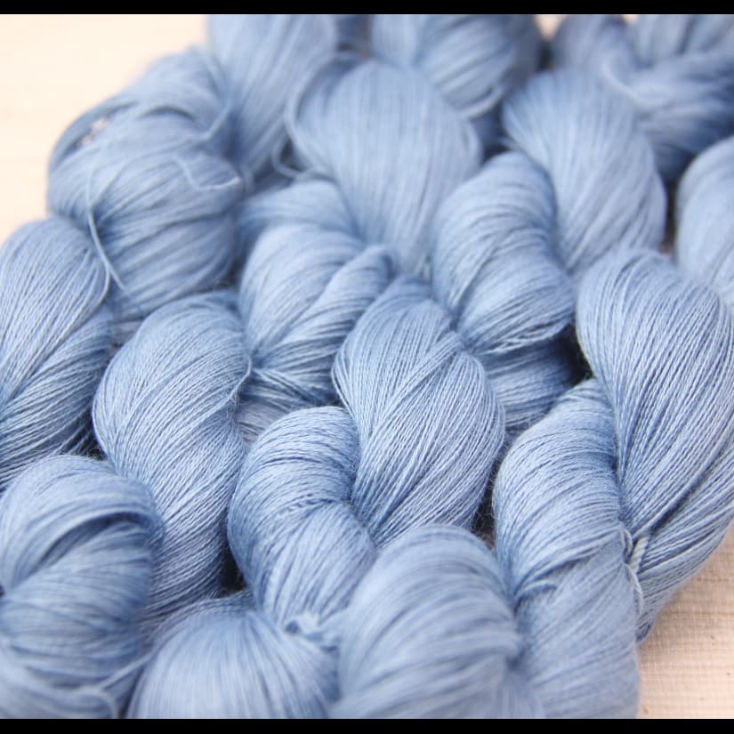 藍染め麻糸