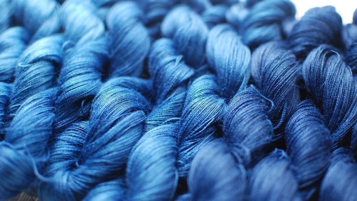 藍染の麻糸（ラミー）